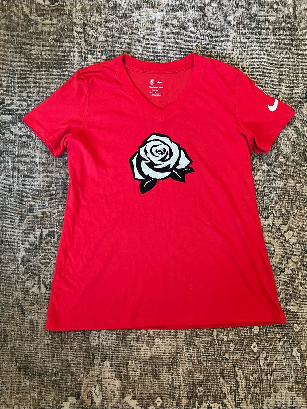 Nike NBA 75th Anniversary Portland Trail Blazers Dri-FIT Rose V-Neck Tee Medium